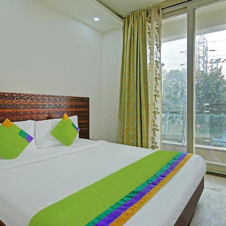 Itsy Hotels Nyra Gurgaon Exterior photo